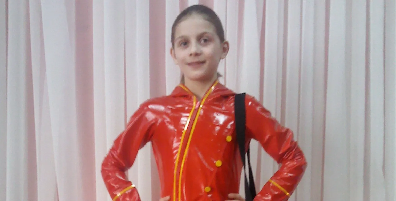 «Безопасная» коллекция одежды чечерской школьницы получила на республике диплом второй степени от ГАИ 